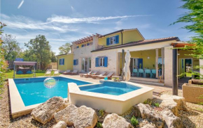 Stunning Home In Naselje Muzini With Sauna